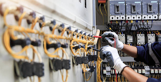 Professional Electrician technician working in Morton, TX